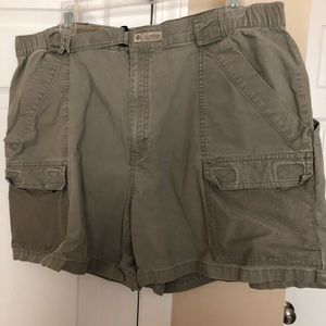 Men’s Columbia PFG shorts